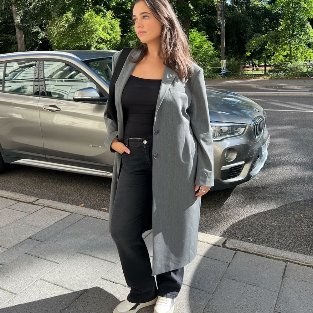 NEW Djerf Avenue Forever Coat Long Button Oversized Blazer in Grey size small - Picture 7 of 14